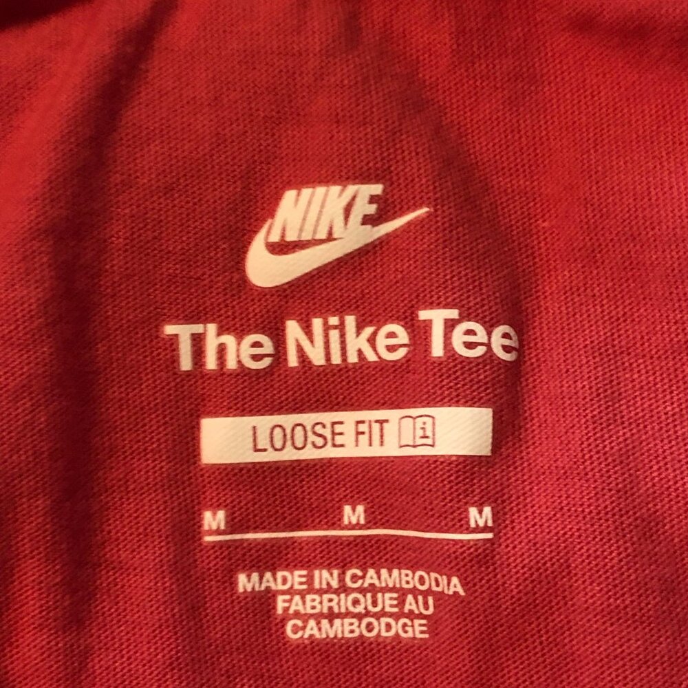 Nike Women's Essential Futura Crop Top - Medium - Picture 3 of 3